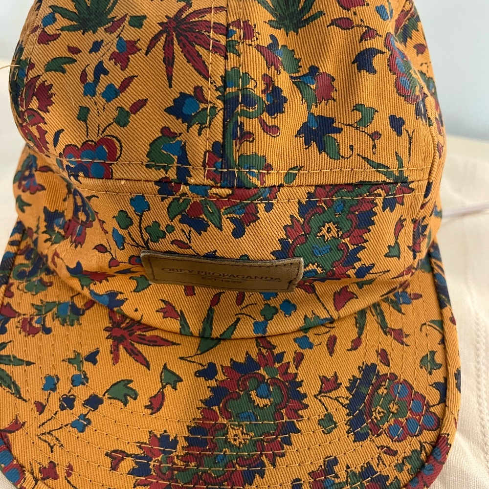 Hip unisex vintage hat, cotton, excellent condition.